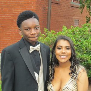 Meet your Posher, Elizabeth